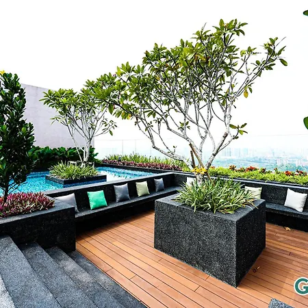 24H Check In & Skypool- Kl Sentral Suite Riveria City Near Kl Sentral Kl Klcc Kuala Lumpur Exterior photo