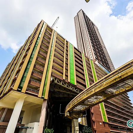 24H Check In & Skypool- Kl Sentral Suite Riveria City Near Kl Sentral Kl Klcc Kuala Lumpur Exterior photo